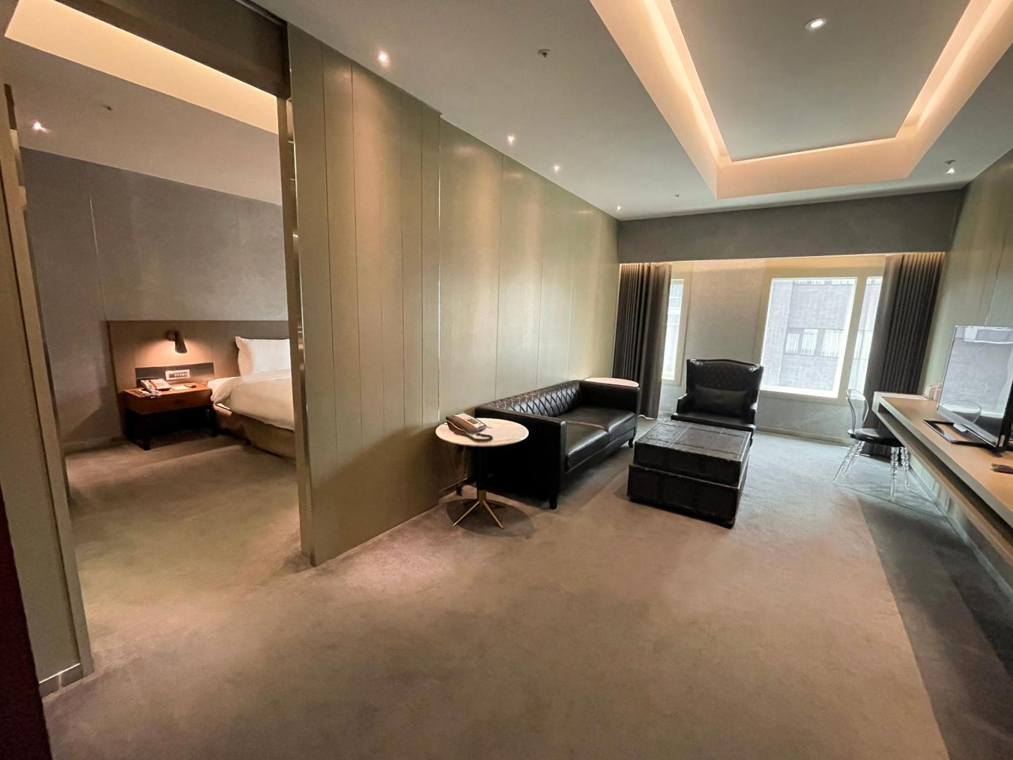 Check Inn Taipei Nanjing Buitenkant foto