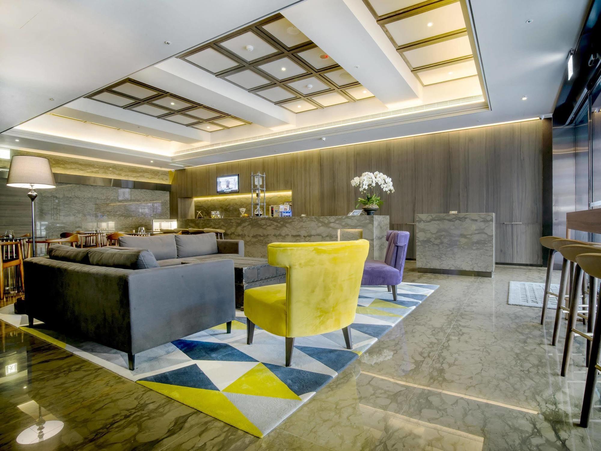 Check Inn Taipei Nanjing Buitenkant foto