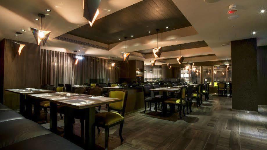 Check Inn Taipei Nanjing Buitenkant foto