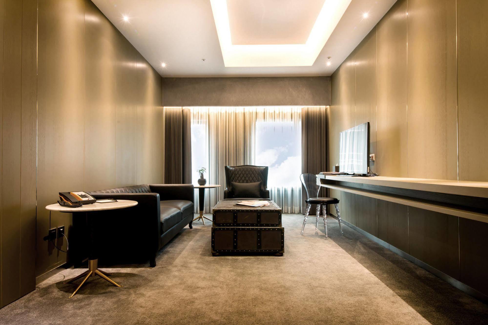 Check Inn Taipei Nanjing Buitenkant foto